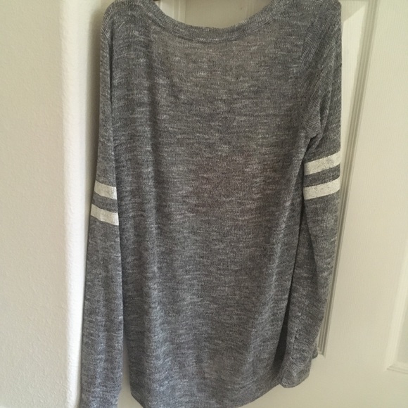 Bethany Mota grey fox knit sweater - Picture 2 of 4